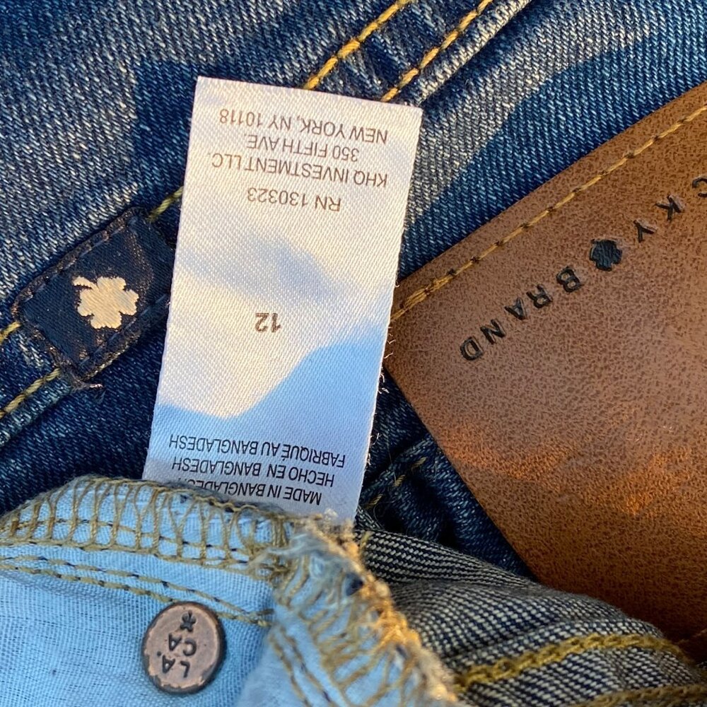 Lucky Brand Yorba Linda Girl Classic Straight Blue Jeans Sz 12 Med Wash NWT $42 - Picture 12 of 16